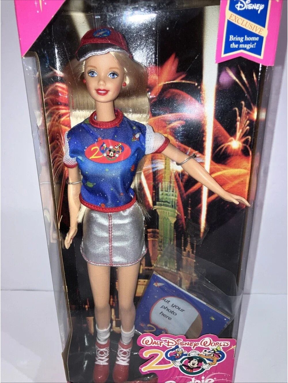 Barbie Walt Disney World 2000 #22939 Doll The New Millennium Theme Park NEW